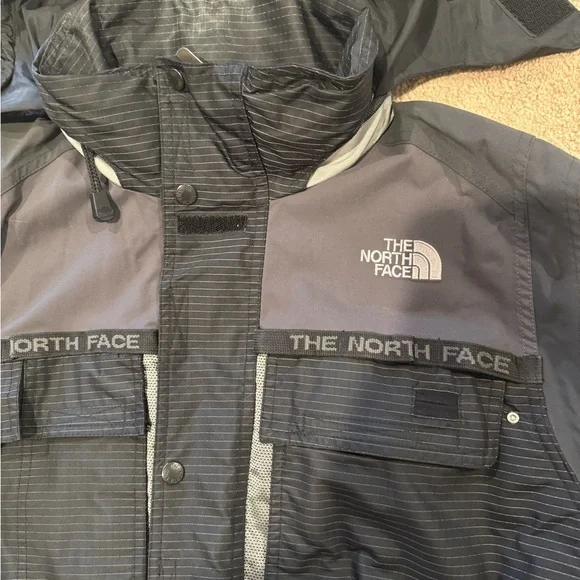 The North Face Women’s Black and Gray Steep Tech Ski Jacket - Picture 4 of 5